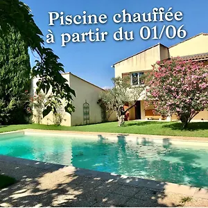 Jardins De La Sorguette - De Campagne Climatisée - Piscine&jaccuzy Villa Monteux